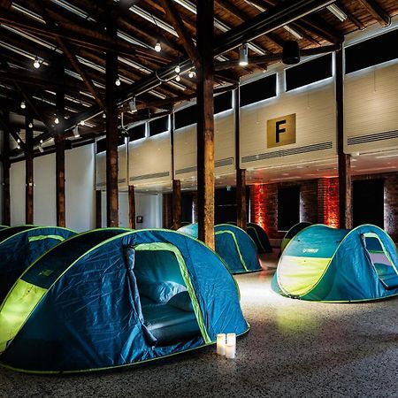 Indoor Camping Helsinki Otel Dış mekan fotoğraf