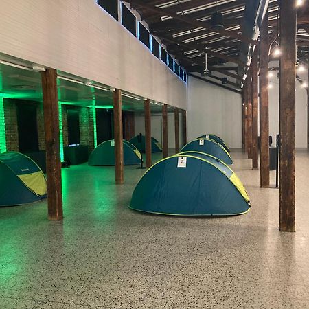 Indoor Camping Helsinki Otel Dış mekan fotoğraf