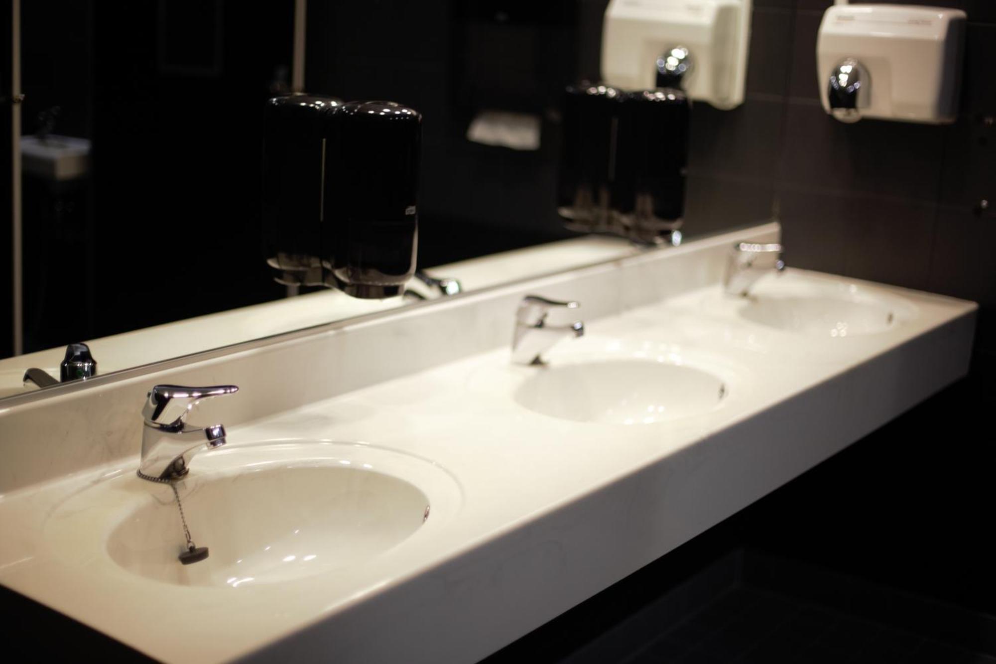 Indoor Camping Helsinki Otel Dış mekan fotoğraf
