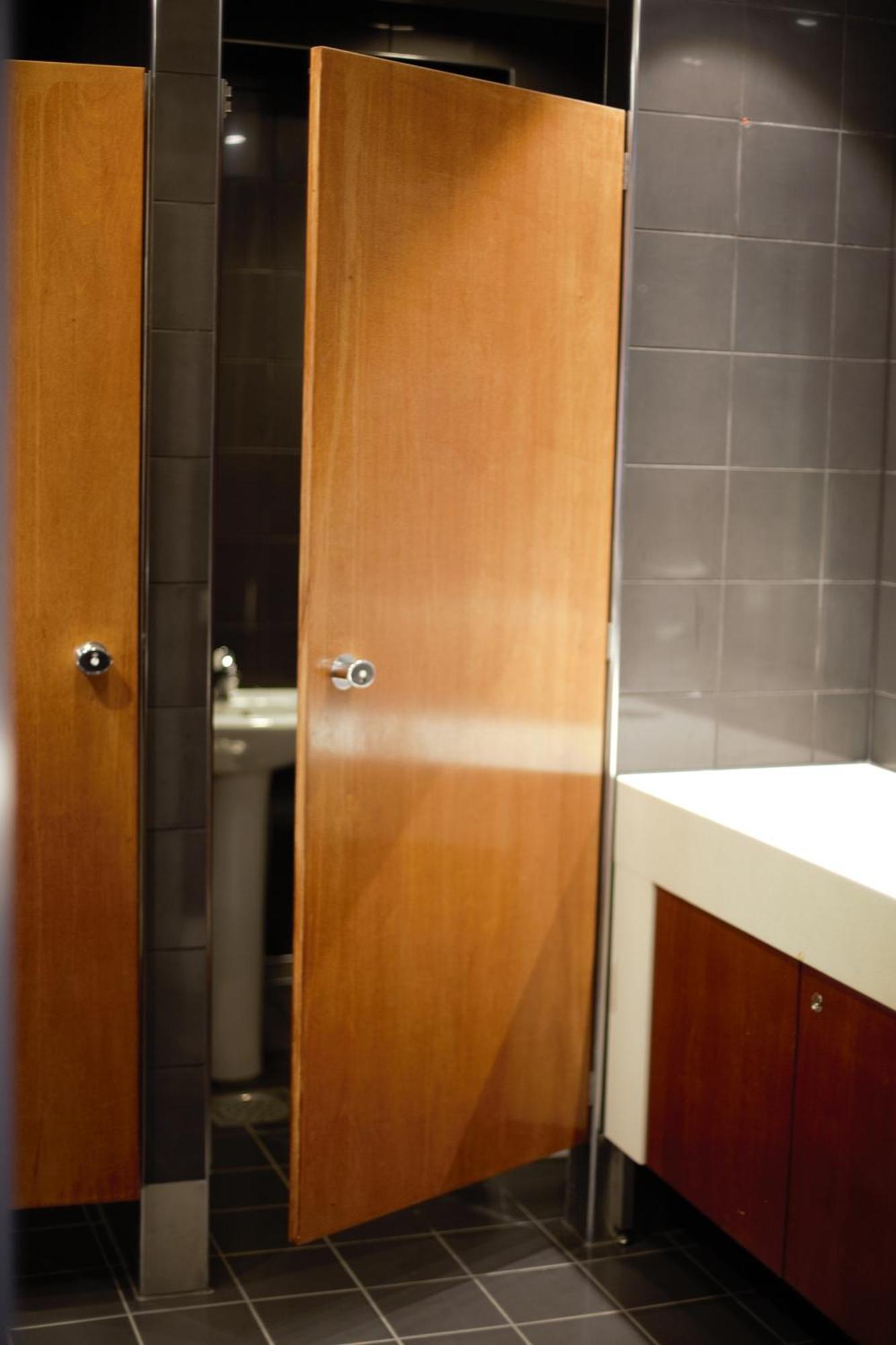 Indoor Camping Helsinki Otel Dış mekan fotoğraf
