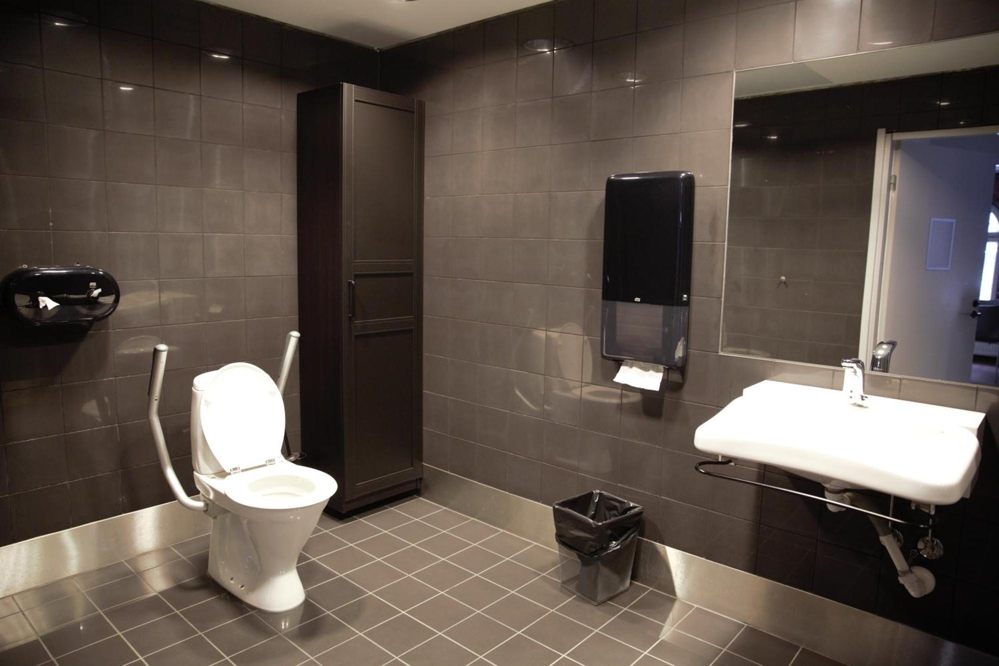 Indoor Camping Helsinki Otel Dış mekan fotoğraf