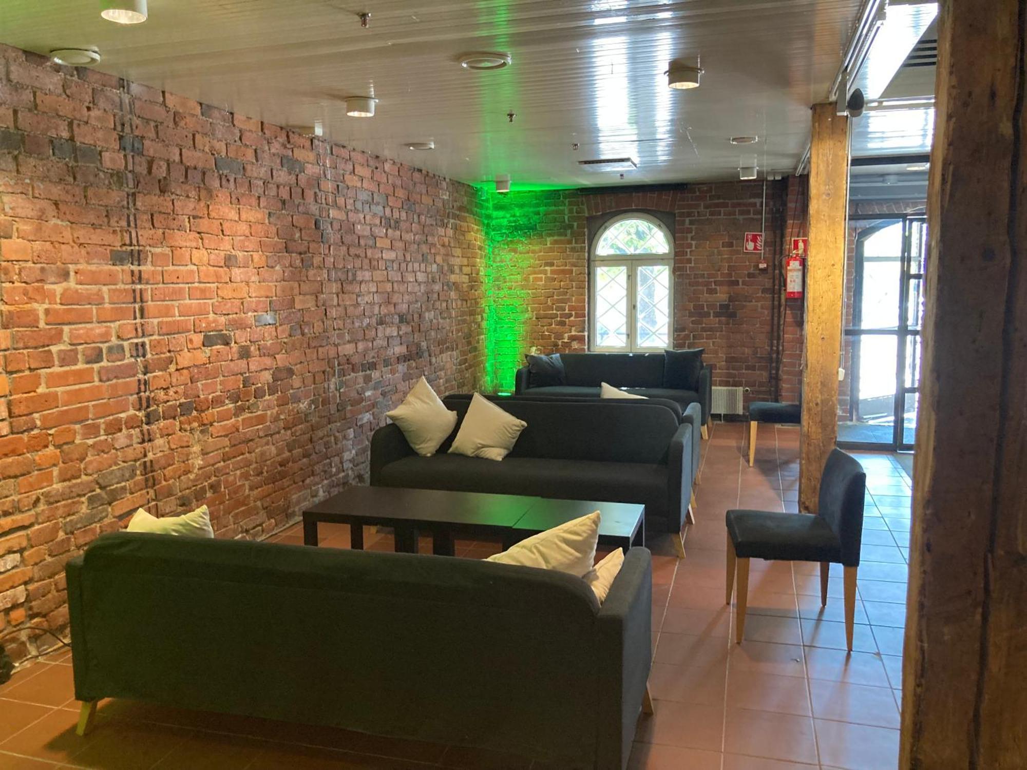 Indoor Camping Helsinki Otel Dış mekan fotoğraf